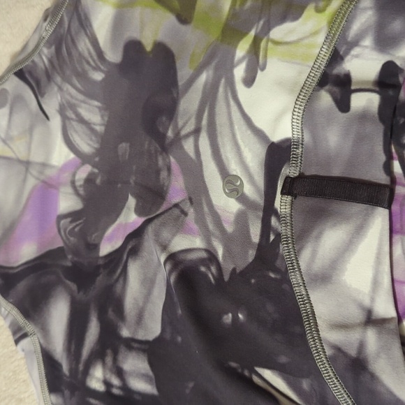 Lululemon Define jacket Rare - Picture 4 of 6